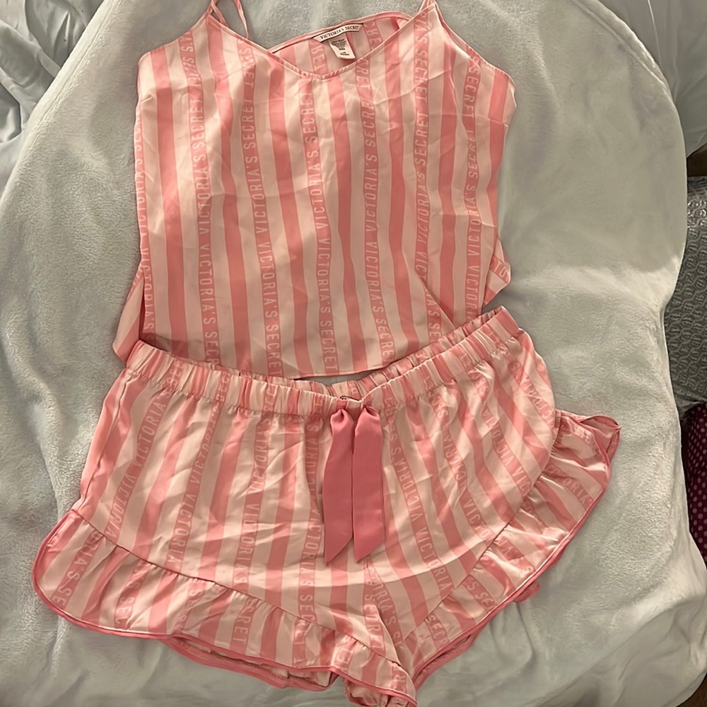 Victoria’s Secret Pajama Set